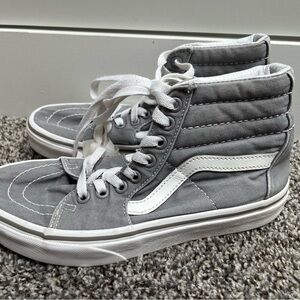 Vans Old Skool Light Gray High-Top Sneakers with White Accents. Big Kid 4Y